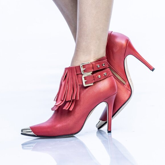 Jazzy Fringe Bootie in Red - Picture 3 of 5